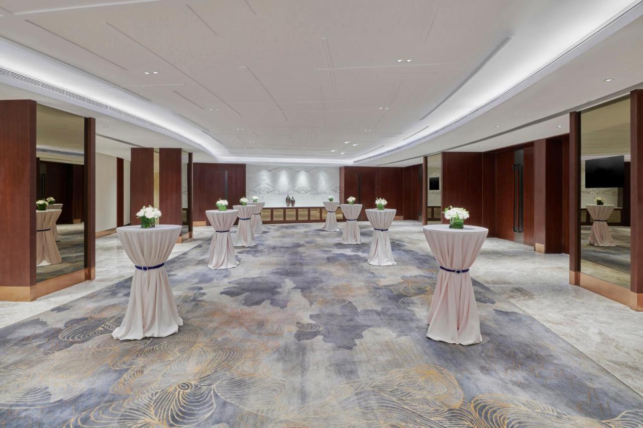 Crowne Plaza Zhuhai City Center By Ihg - Offers Free One-Way Shuttle To Chimelong Ocean Kingdom Exteriér fotografie