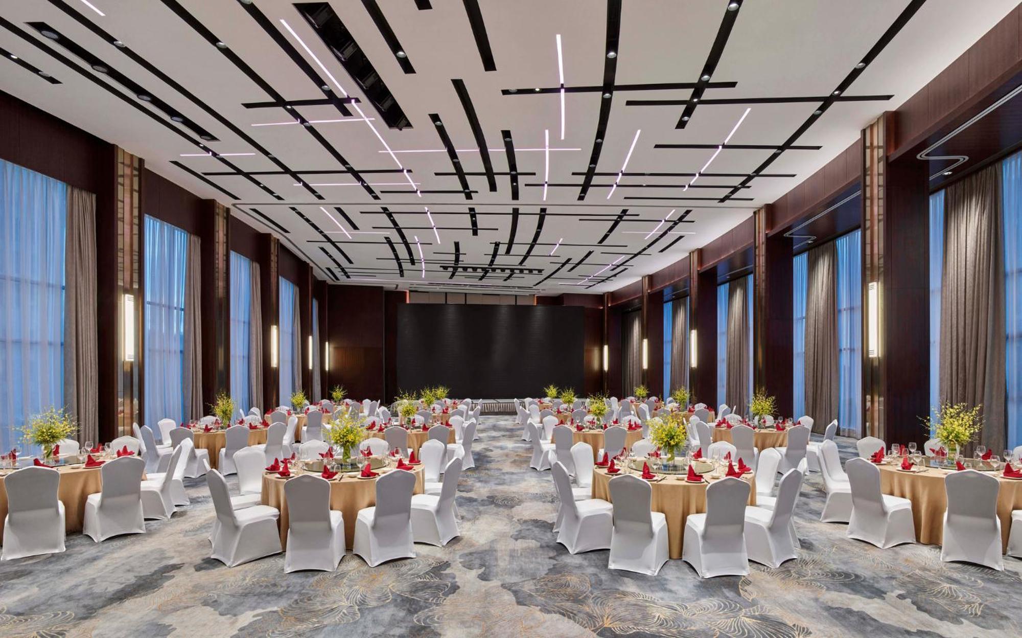 Crowne Plaza Zhuhai City Center By Ihg - Offers Free One-Way Shuttle To Chimelong Ocean Kingdom Exteriér fotografie