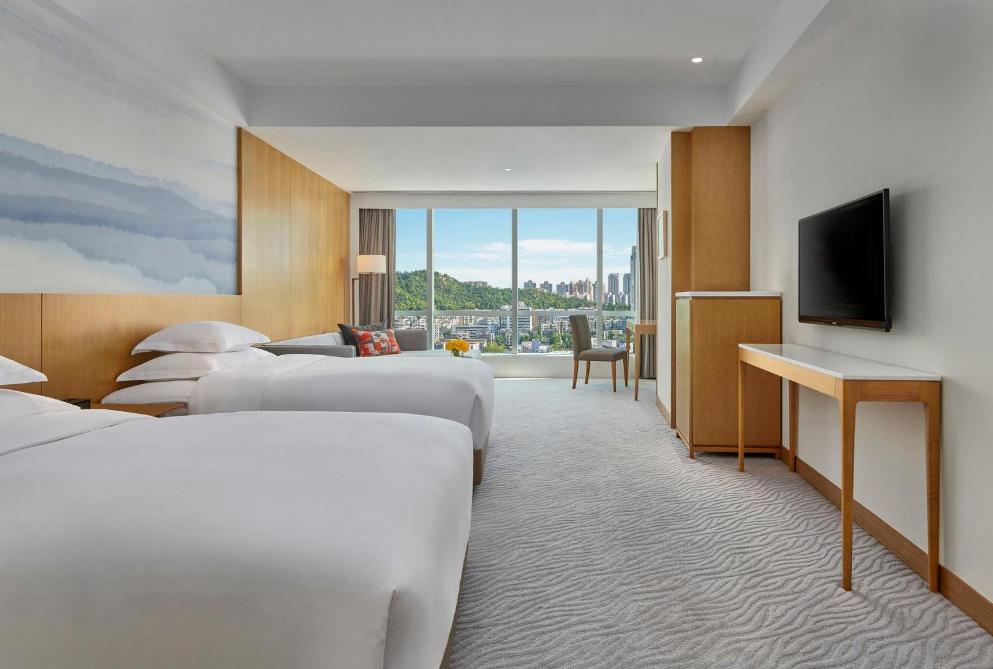 Crowne Plaza Zhuhai City Center By Ihg - Offers Free One-Way Shuttle To Chimelong Ocean Kingdom Exteriér fotografie