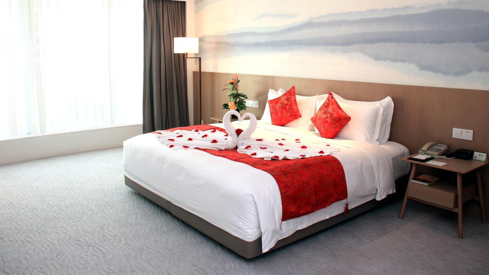 Crowne Plaza Zhuhai City Center By Ihg - Offers Free One-Way Shuttle To Chimelong Ocean Kingdom Exteriér fotografie