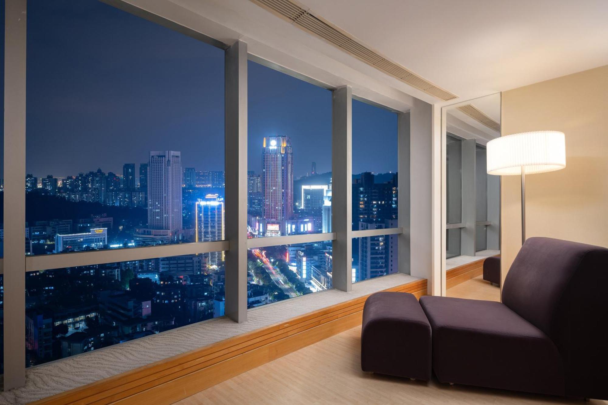 Crowne Plaza Zhuhai City Center By Ihg - Offers Free One-Way Shuttle To Chimelong Ocean Kingdom Exteriér fotografie